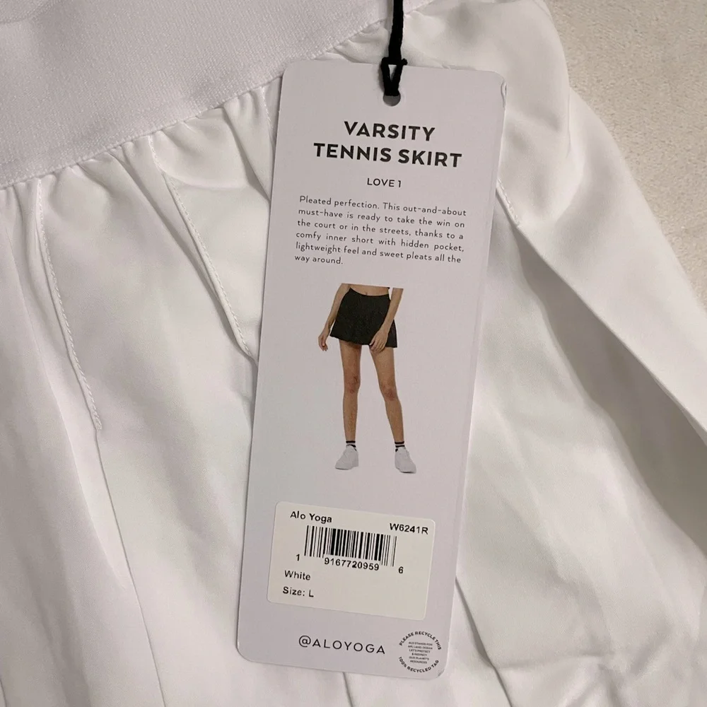 NWT Alo Yoga Varsity Tennis Skirt in White Shorts Underneath Size L